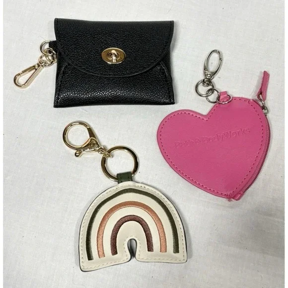 Lot of 3 Keychains Mini Coin Purses Itzy Ritzy Rainbow Bath and Body Works Heart - Picture 1 of 7